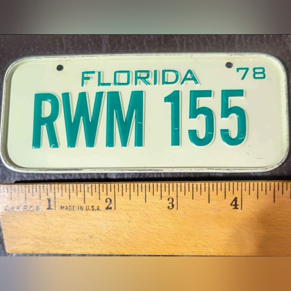 Vintage 1978 Metal FLORIDA Bicycle License Plate from Post Cereal 2" x 4 3/4"
